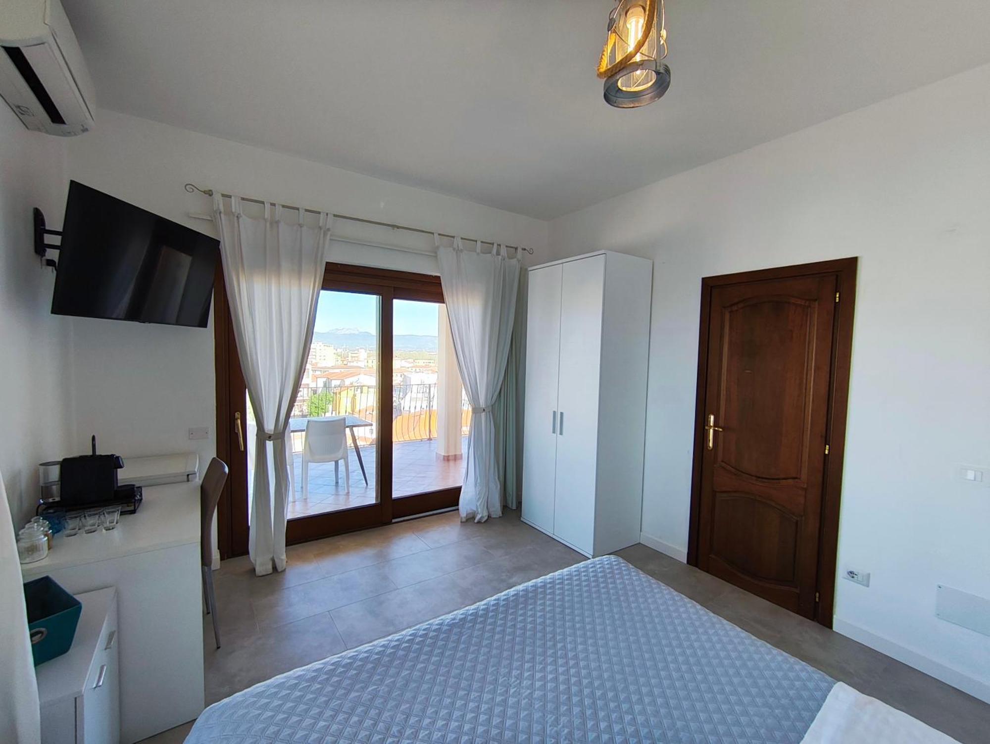 Marysel Rooms Olbia Exteriör bild