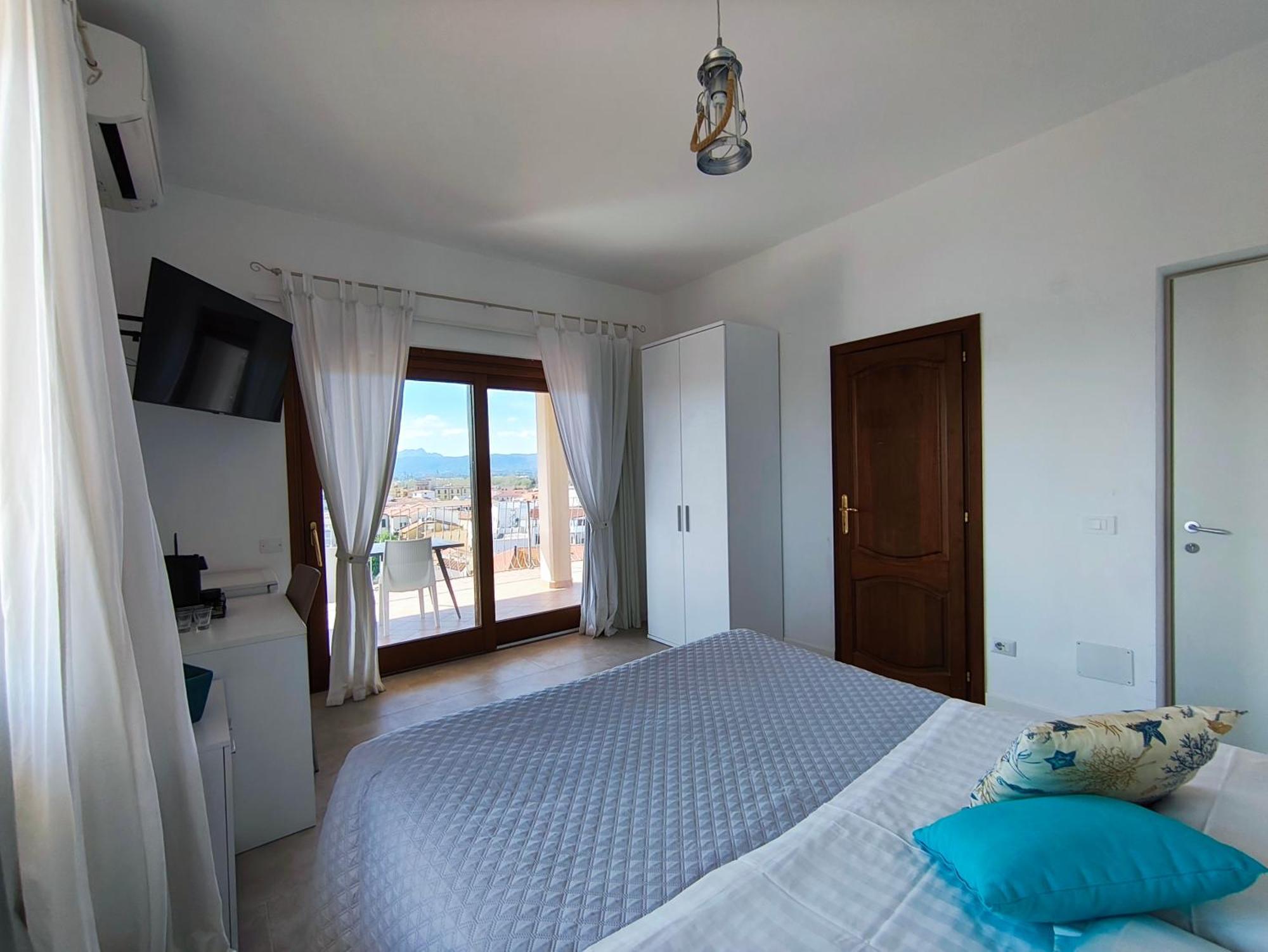 Marysel Rooms Olbia Exteriör bild