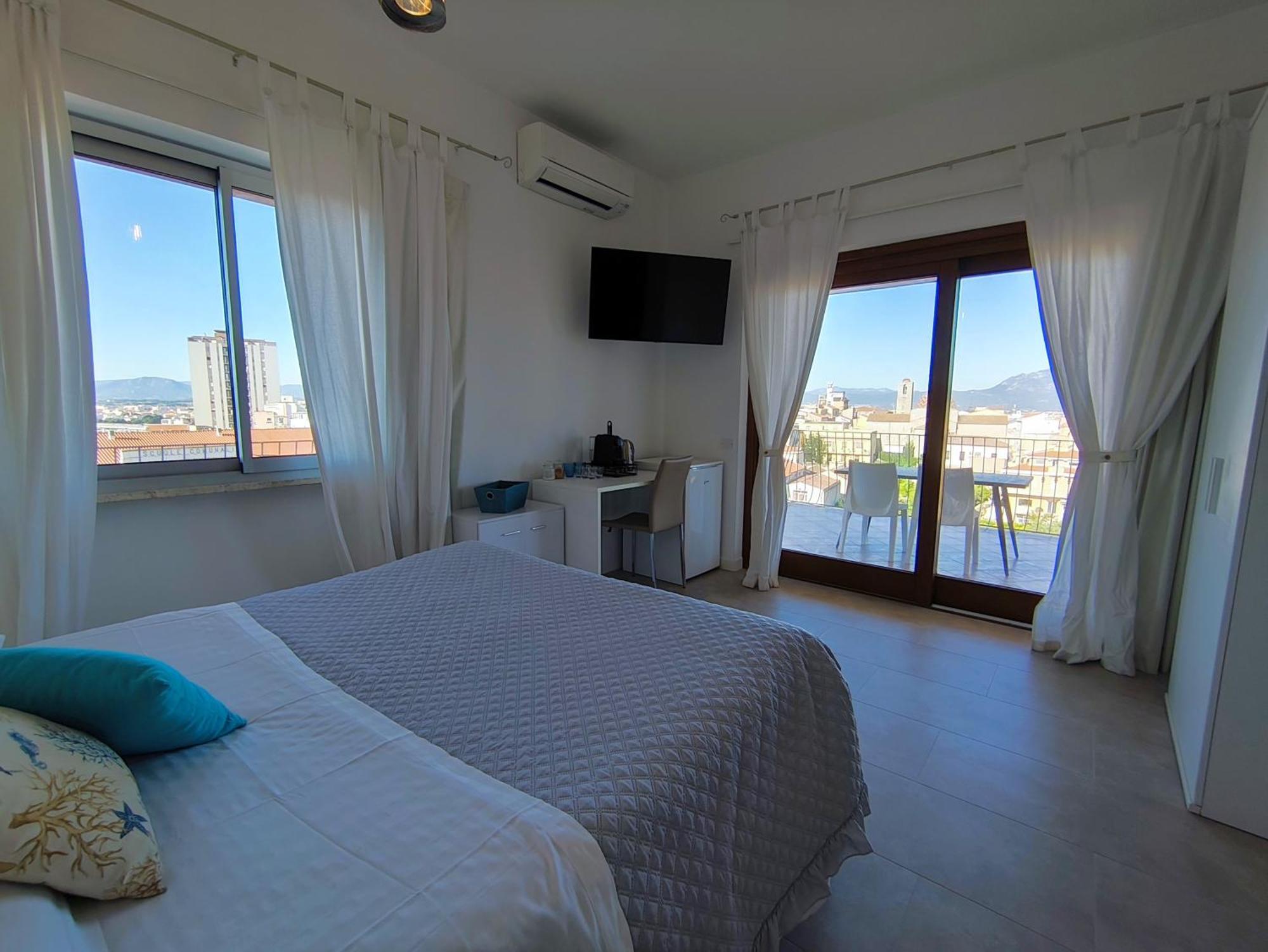 Marysel Rooms Olbia Exteriör bild
